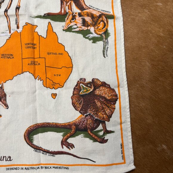 Vintage Australian Fauna Map Tea Towel Wildlife Print 70s Souvenir - Picture 5 of 5